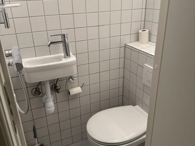 Godt og billigt værelse/delelejlighed i Indre København