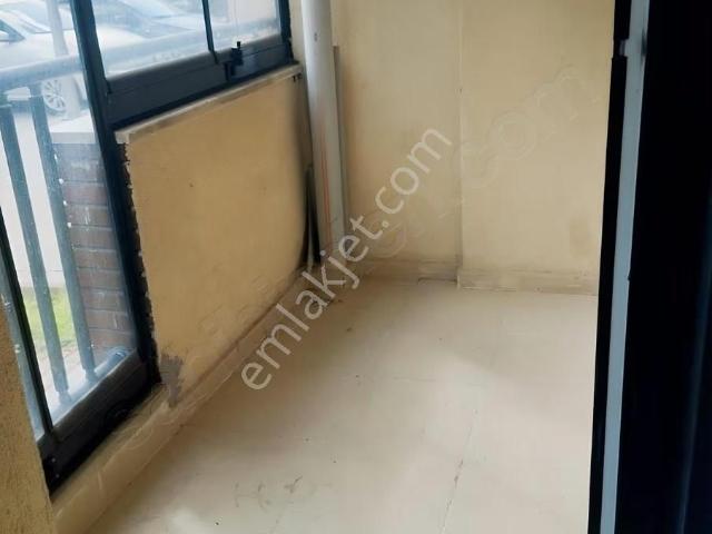 Gödene'de 2+1 Giriş Kat Kiralık Daire