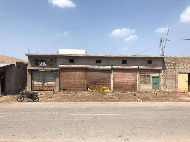 Godown with 4 shops Mirpur Khas ID 08428