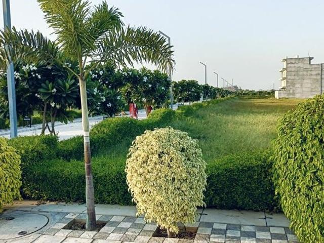 Godrej Retreat 111 Sq.Yd. Plot in Sector 83 Faridabad Listing ID: #9954