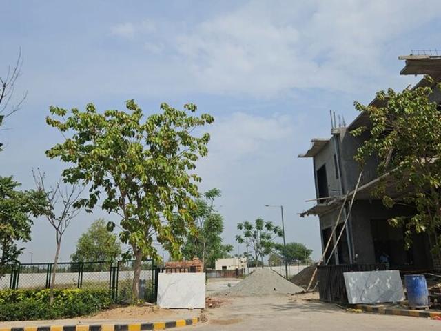 Godrej Retreat 160 Sq.Yd. Plot in Sector 83 Faridabad Listing ID: #10323