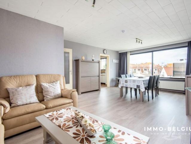Goed onderhouden appartement met 2 slaapkamers te Wenduine