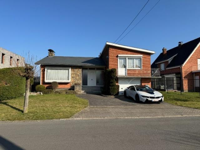 Goed onderhouden gezinswoning op 732m²