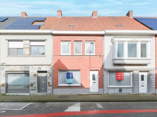 Goed onderhouden woning te centrum Ingelmunster