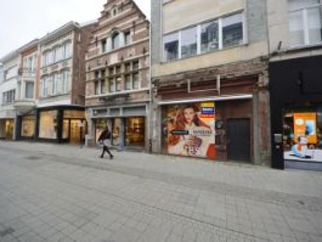 GOED GELEGEN COMMERCIEEL PAND