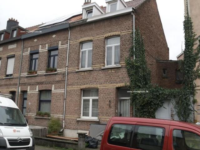 Goed gelegen eengezinswoning