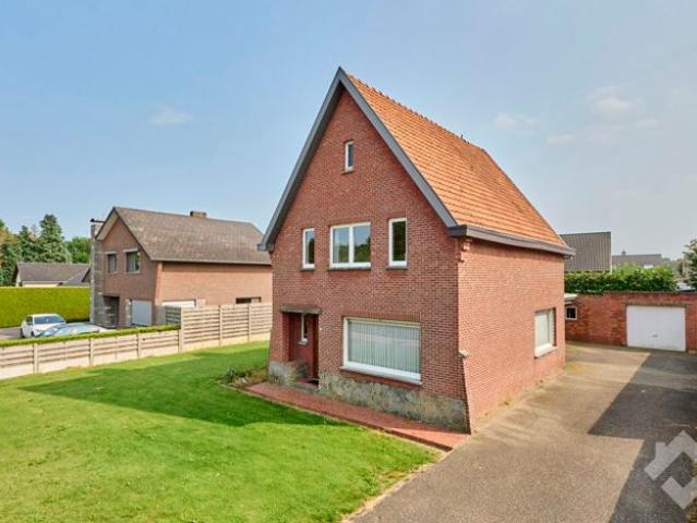 Goed gelegen lichtrijke woning, 3slks, garage, perceel 610m²