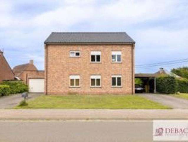 Goed gelegen ruime woning