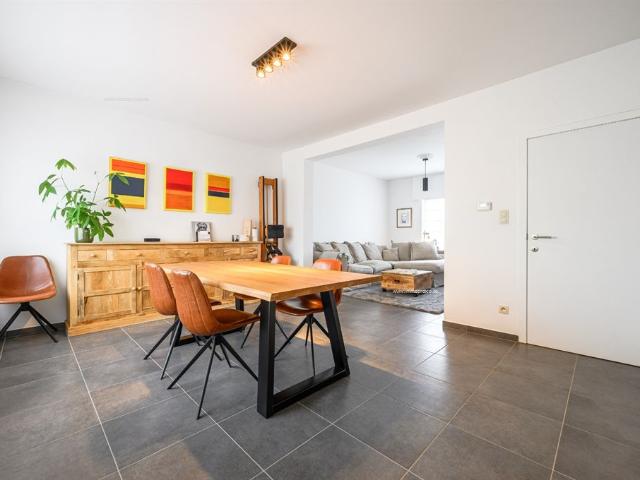 Goed gelegen woning met uitweg