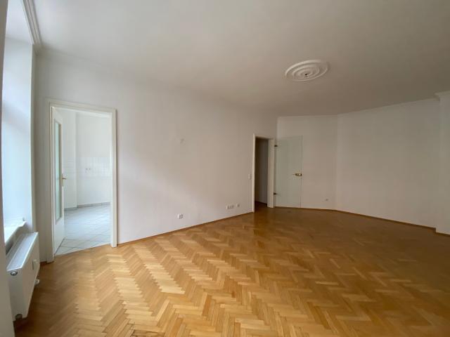 Gohlis Süd * 1 RWE * EG* Bad mit Dusche * Küche am Wohnzimmer