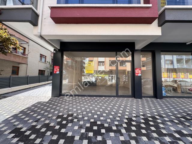 Göktaş'tan█ Merkez'de İşlek Cadde Üzerinde 100m2 Kiralık Dükkan