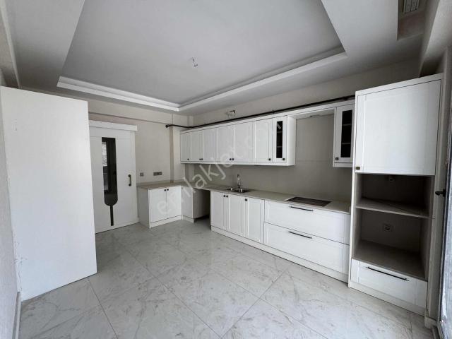 Göktürk Mah Stadyum Yanı Ultra Lüks 3+1 Geniş Satılık Daire