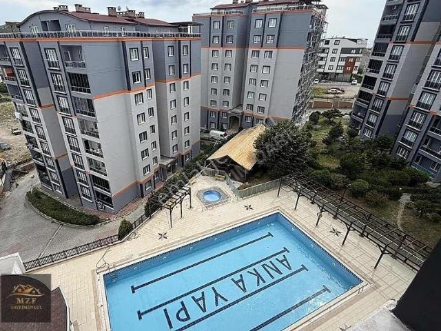 Göktürk Evlerinde 3+1 140 M2 İçi Komple 0 Havuz Cephe Arakat