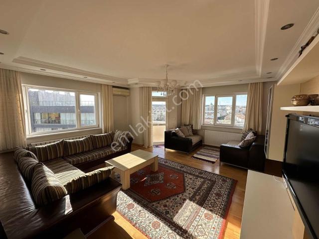 Göktürk Ravza'da Manzaralı Ve Dekorasyonlu 4+1 Kiralık Daire