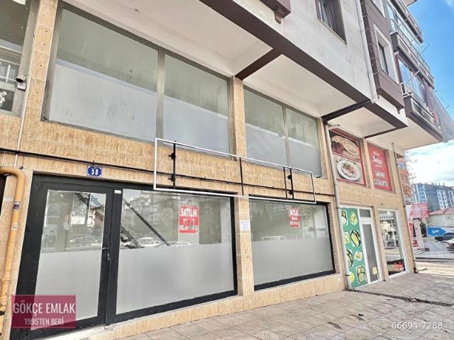 GÖKÇE EMLAK'TAN SARAYDA ÇARŞIYA YAKIN GENİŞ CEPHELİ SATILIK DÜKKAN