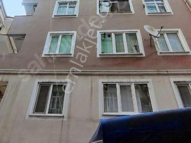 Gökay Emlaktan Hürriyye Kentsellik Karot Alınmış Binada 1 Kat Daire
