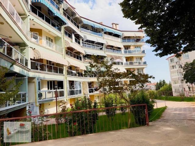 Gökbaş Emlaktan Şükrüpaşa'da Site İçinde 3+1 Satılık 3.kat Daire