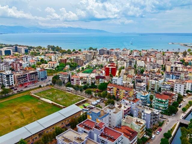 GÖKHAN GÖKDEMİR'DEN MERKEZİ KONUMDA GENİŞ 3+1 SATILIK DAİRE