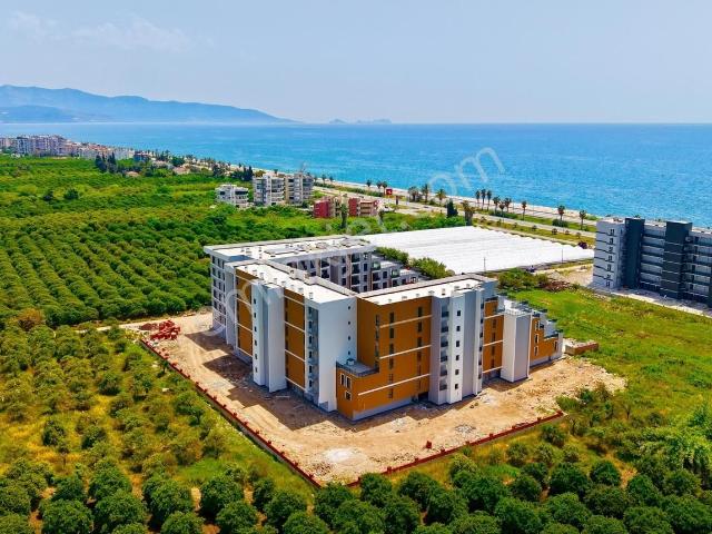 Gökhan Gökdemir'den Deniz Manzaralı Satılık 2+1 Daire