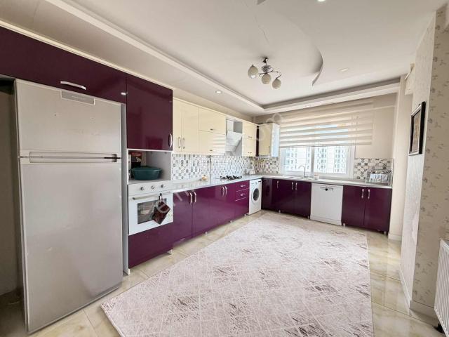 Gökkuşağı Vilları Arkası Satılık Daire