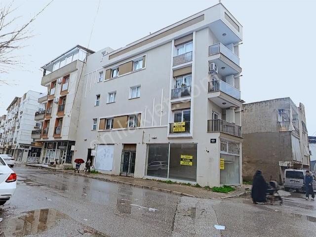 Göksu Mah. İnkılap İzban Yakını 80 M2 Cadde Üstü Kiralık İşyeri