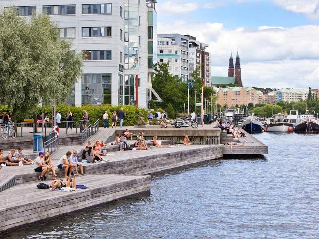Golvläggargränd 10, Liljeholmen