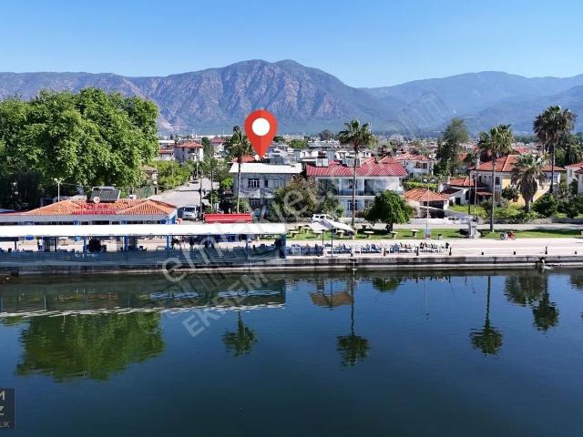 Göl Manzaralı, Eşsiz Lokasyonda Satılık 2+1 Daire 100m²