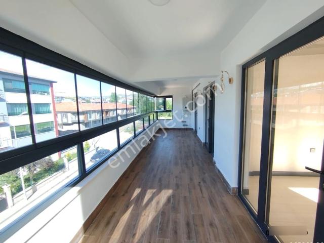 Gölbaşı Bahçelievler'de 3+1 Geniş Balkonlu Kiralık Daire