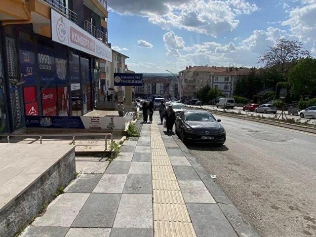 Gölbaşı Cumhuriyet Caddesi satılık İş Yeri Yatırımlık Fırsat