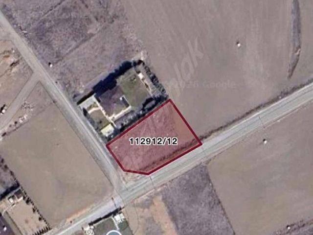GÖLBAŞI KARAOĞLANDA KÖŞE 1500M2 2 YOLA CEPHE SATILIK TEK ARSA