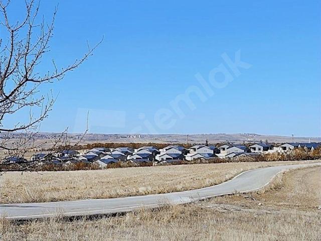 GÖLBAŞI'NDA YATIRIMA UYGUN TEK TAPU SATILIK 7 DÖNÜM TARLA