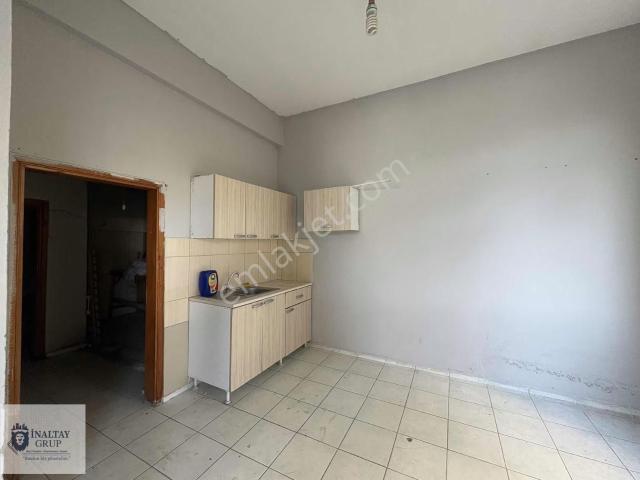 Gölcük Yüzbaşılarda Kiralık İşyeri Dükkan