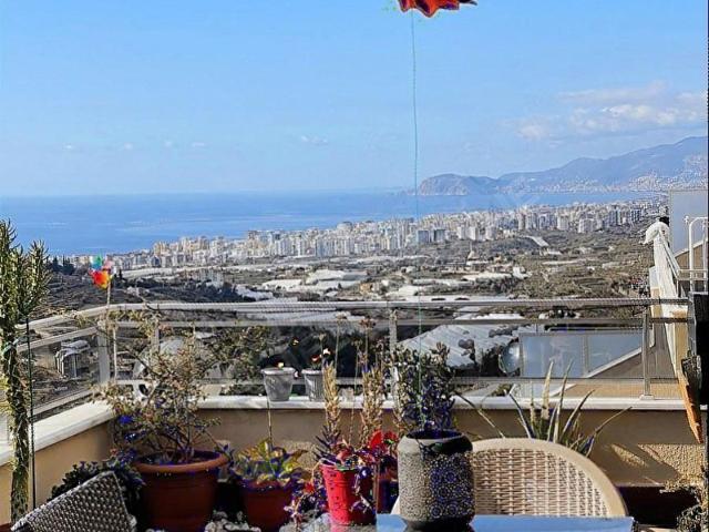 GOLD BAU SİTESİ 2+2 EŞYALI DENİZ KALE MANZARALI ALANYA KARGICAK