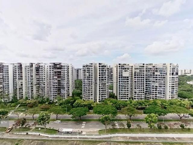 Gold Coast Condo D5, Condominium