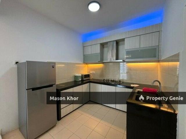 GOLD COAST RESORT CONDOMINIUM MIDDLE FLOOR 1260sf FULLY RENO & FURNISHED BAYAN LEPAS