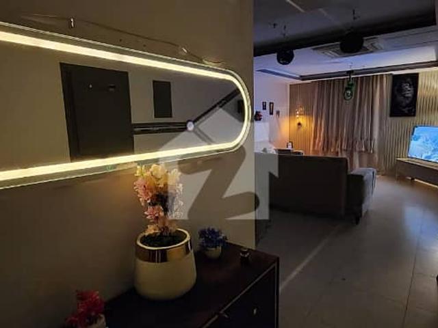 Gold Crest Mall & Residency, DHA Phase 4, 05 Marla, 02 Bed, 5th Floor, Luxury Apartment For Rent