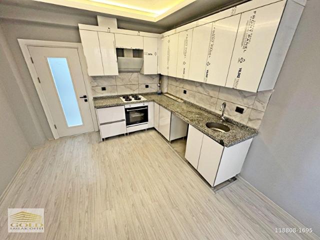 GOLD EMLAKTAN ETLİK CADDESİ ÜZERİNDE YATIRIMA VE OTURUMA UYGUN SATILIK SIFIR 2+1 DAİRE