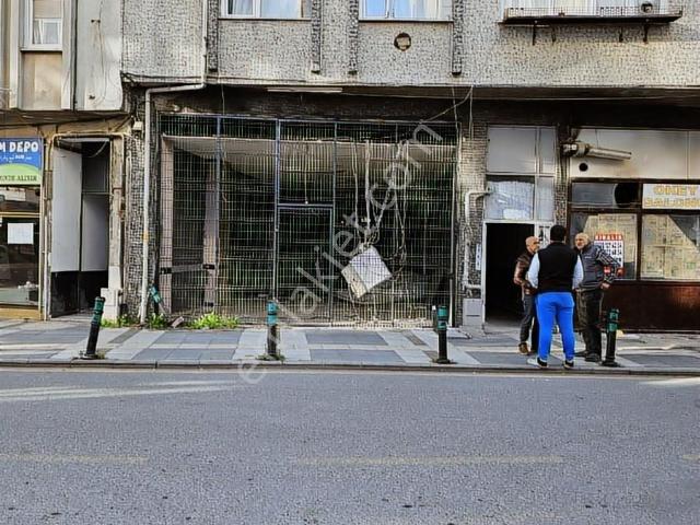Gold Lıfe Gayrimenkulden Çarşı Merkezde Kupon İşyeri