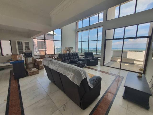 Golden Coast Luxury Duplex Sea View Large Penthouse Klebang Melaka