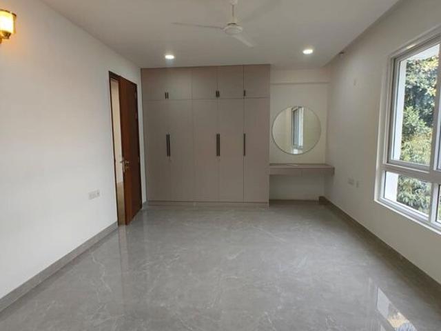 Golden Commercial Complex Commercial Shop 12000 Sq. Ft. in Kudlu Gate Bangalore Listing ID: #10296