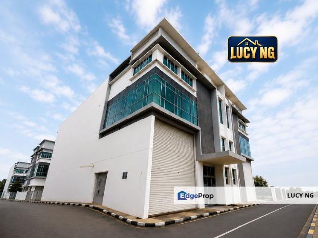 GOLDEN GATEWAY PERINDUSTRIAN VALDOR