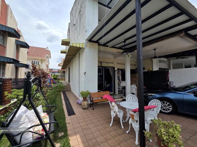 Golden Hill Estate D19, Terrace