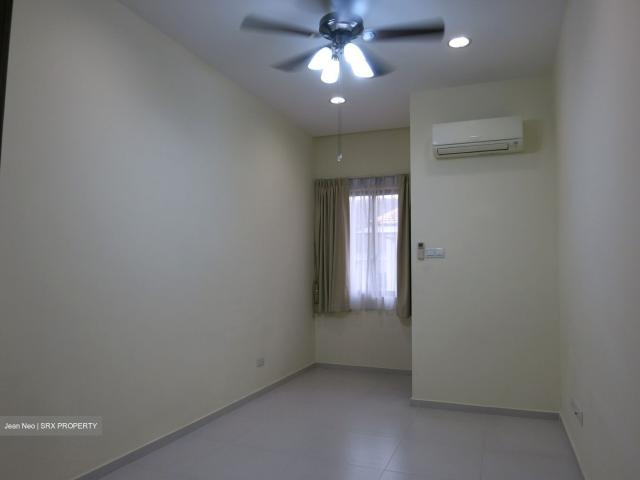 Golden Hill Estate D19, Terrace