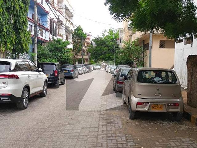 Golden Opportunity In PIA Society! Plot For Sale 200 Sq Yd