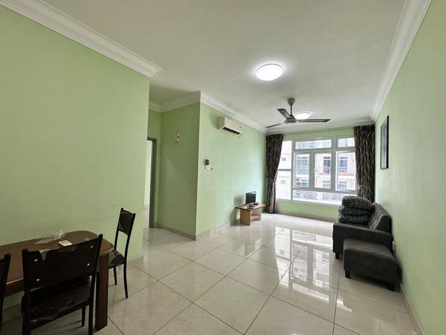Golden Sand Seaview Apartment Town area