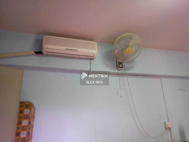 Golden Sands Seaview Residences Suites/Jb Town/Gd Profile/Gd Condition/For Sale