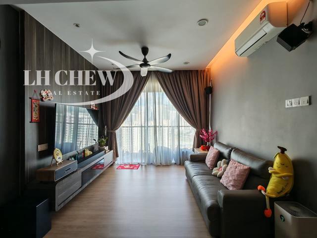 Golden Triangle 2 Fully Reno Partial Furnish Town view Sungai Ara