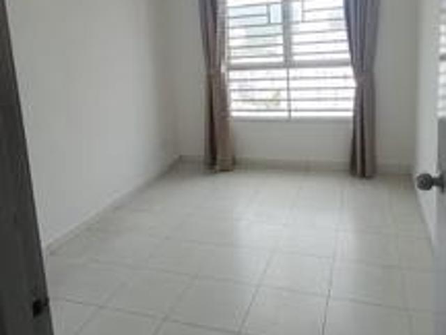 Golden triangle condo at relau sungai ara