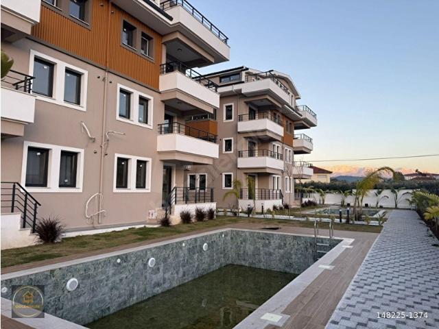 GoldHouse dan Satılık Daire Turizm Belgeli Havuzlu Sitede Özel Bahçeli 1+1 Daire