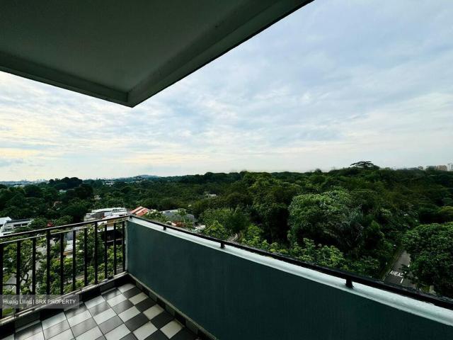 Goldhill Towers D11, Apartment
